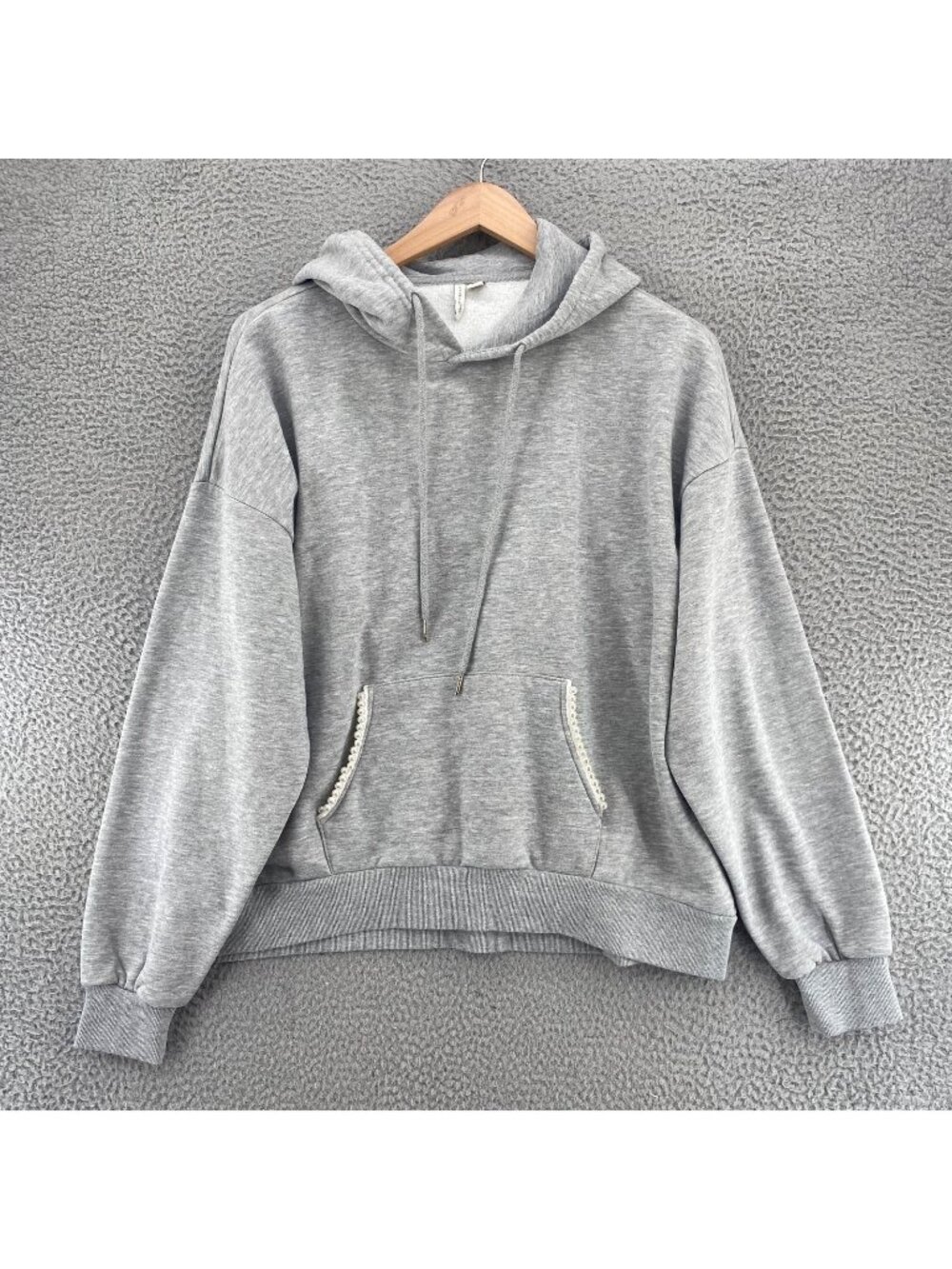 Live Well Hoodie Womens Extra Large Gray Lifestyle Fleece Pocket Pearl Beaded